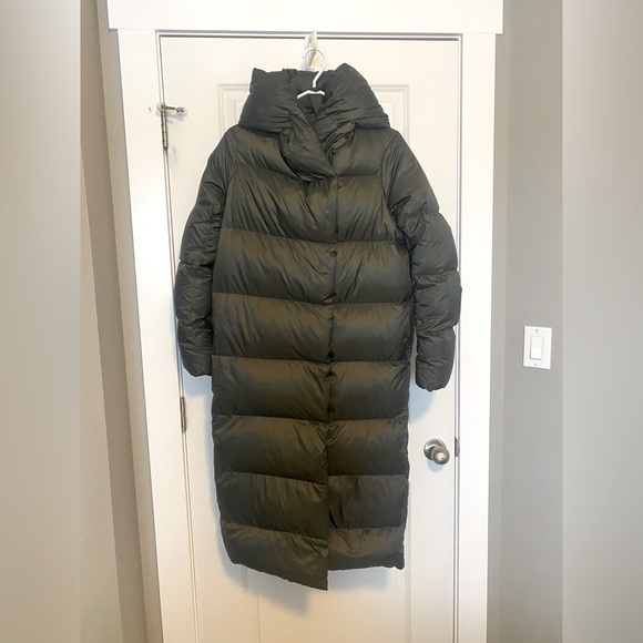 Lululemon Cloudscape Long Puffer Jacket - Picture 1 of 6